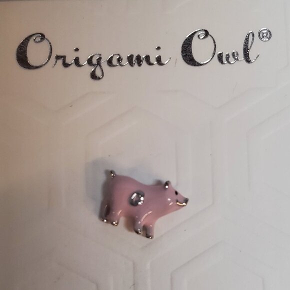 Origami Owl - Brand New Pink with Gold looking Toes Pig Charm - Picture 2 of 2